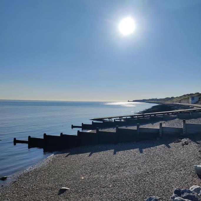 Escape To The Coast In A Luxurious Private Apartment Herne Bay Exterior photo