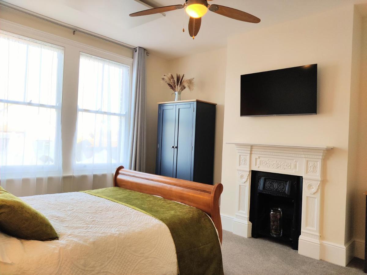 Escape To The Coast In A Luxurious Private Apartment Herne Bay Exterior photo